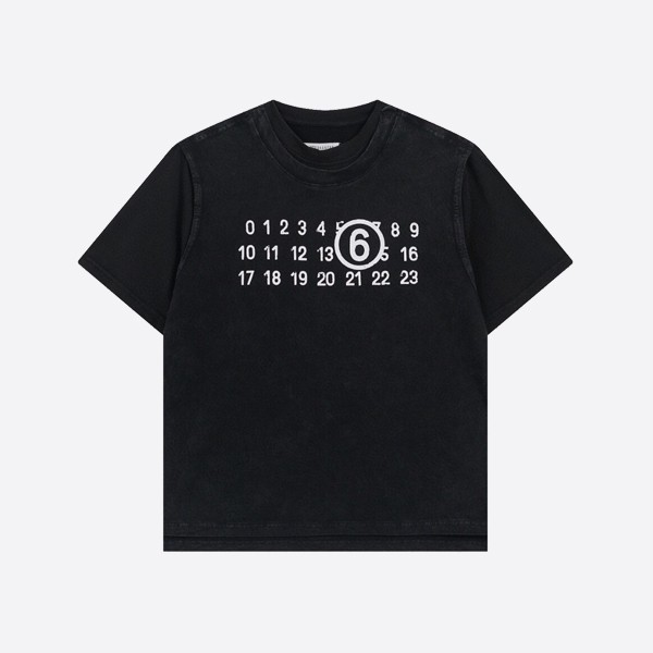 MM6 メゾン マルジェラの数字シグネチャープリント効果のあるレイヤードTシャツ